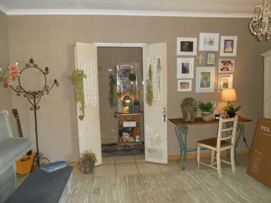 4 Bedroom Property for Sale in Humansdorp Eastern Cape